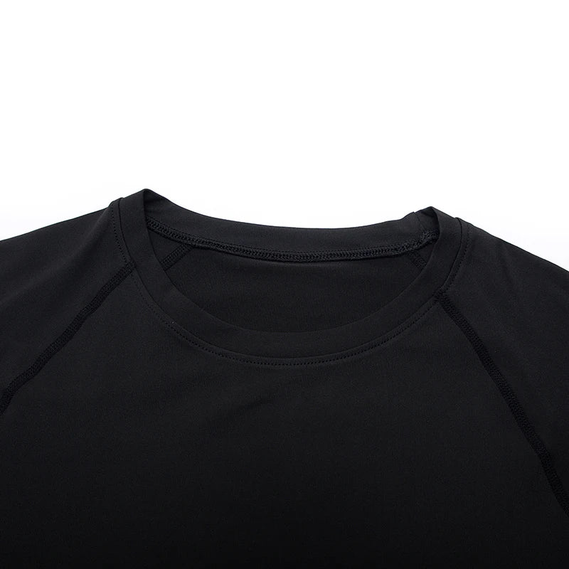 Camiseta esportiva manga longa para academia preta da D Sports com tecido leve e costura reforçada
